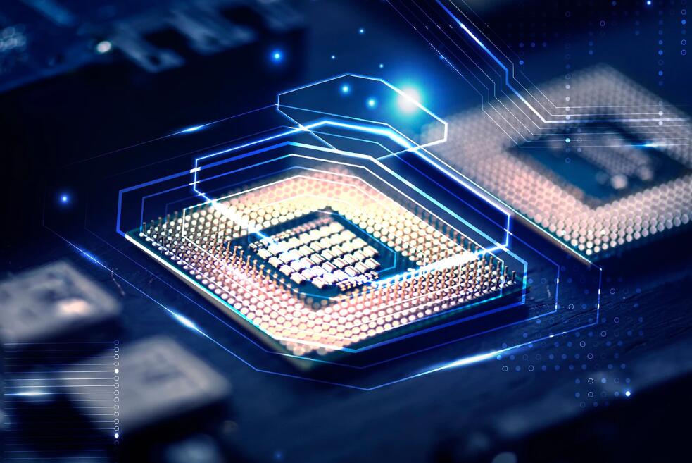 小蜜缇和凡士林哪个好用 小蜜缇润唇膏